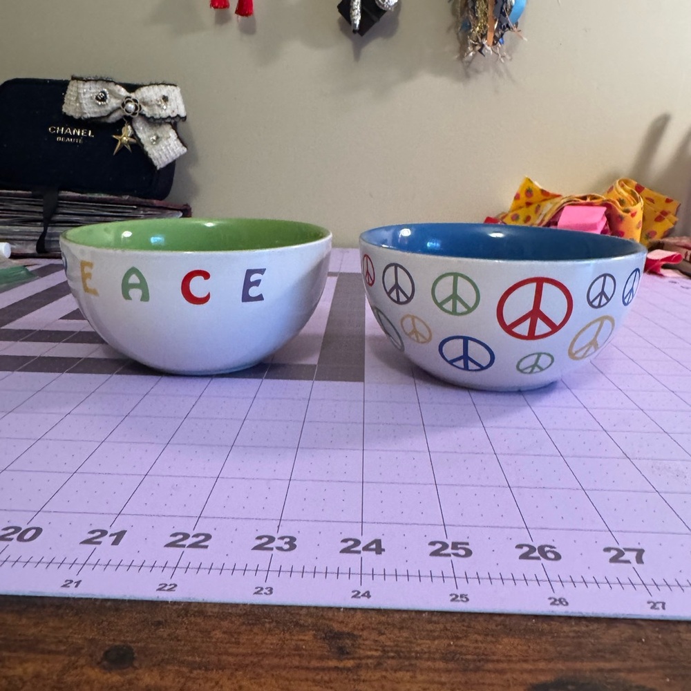 Peace & Peace Sign Ceramic Serving Bowls - White with Green and Blue Interiors
